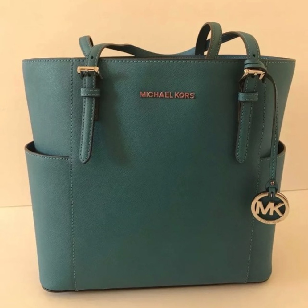 NWT Michael Kors Jet Set tote
